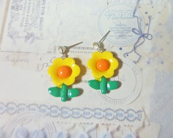 Lindos pendientes colgantes de flores, regalos para amantes de la jardinería.