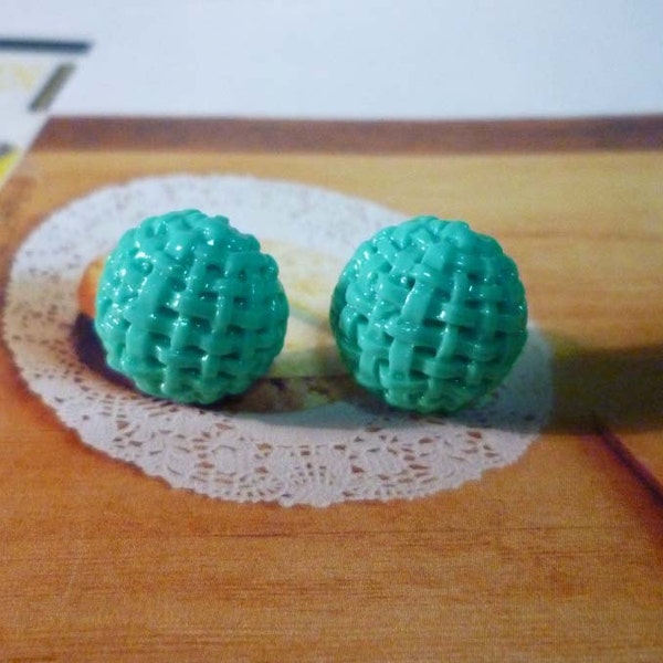 SALE - Sugar Mint Basket Weave Round Earrings