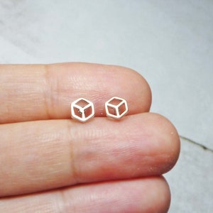 Mini pendientes de cubo 3D, delicados pendientes de cubo