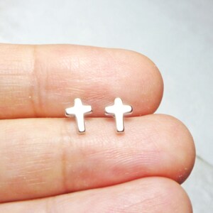Round Edge Cross Stud Earrings, Dainty Earrings