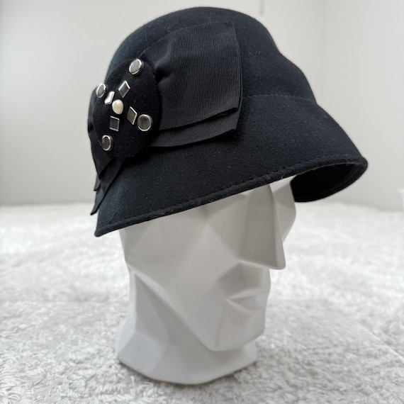 Raffaello Bettini Hat Cloche Womens Medium Wool Bow Studded  display picture 1