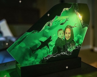 Spersonalizowana lampa z rekinem białym i nurkiem – spersonalizowana lampa z żywicy oceanicznej ze zdjęciem i tekstem, lampka nocna LED, wyjątkowy prezent dla nurka, dekoracja z rekinem
