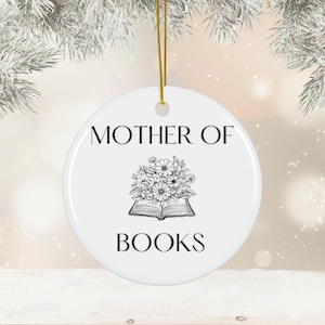 Moeder van boeken keramisch ornament | Kerstdecor voor boekenliefhebbers | Vakantieornament | Perfect cadeau voor boekenliefhebbers