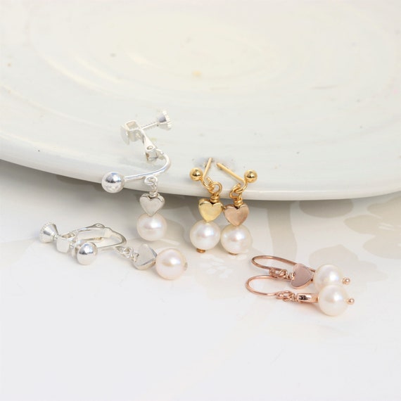 White Pearl Pendant and Drop Earrings Set with Gold Hearts