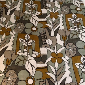 Exquisite Linen Fabric with a Stylized Scandinavian Design circa 1970s/ Upholstery or Home Decor/ 47 x 44 image 2