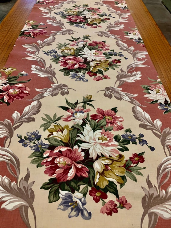 Fab 30s Neoclassic Design Floral Broadcloth Fabric/ Beautiful Blooms and Acanthus Leaf Scroll for Upholstery and Home Decor 7 Yds Available