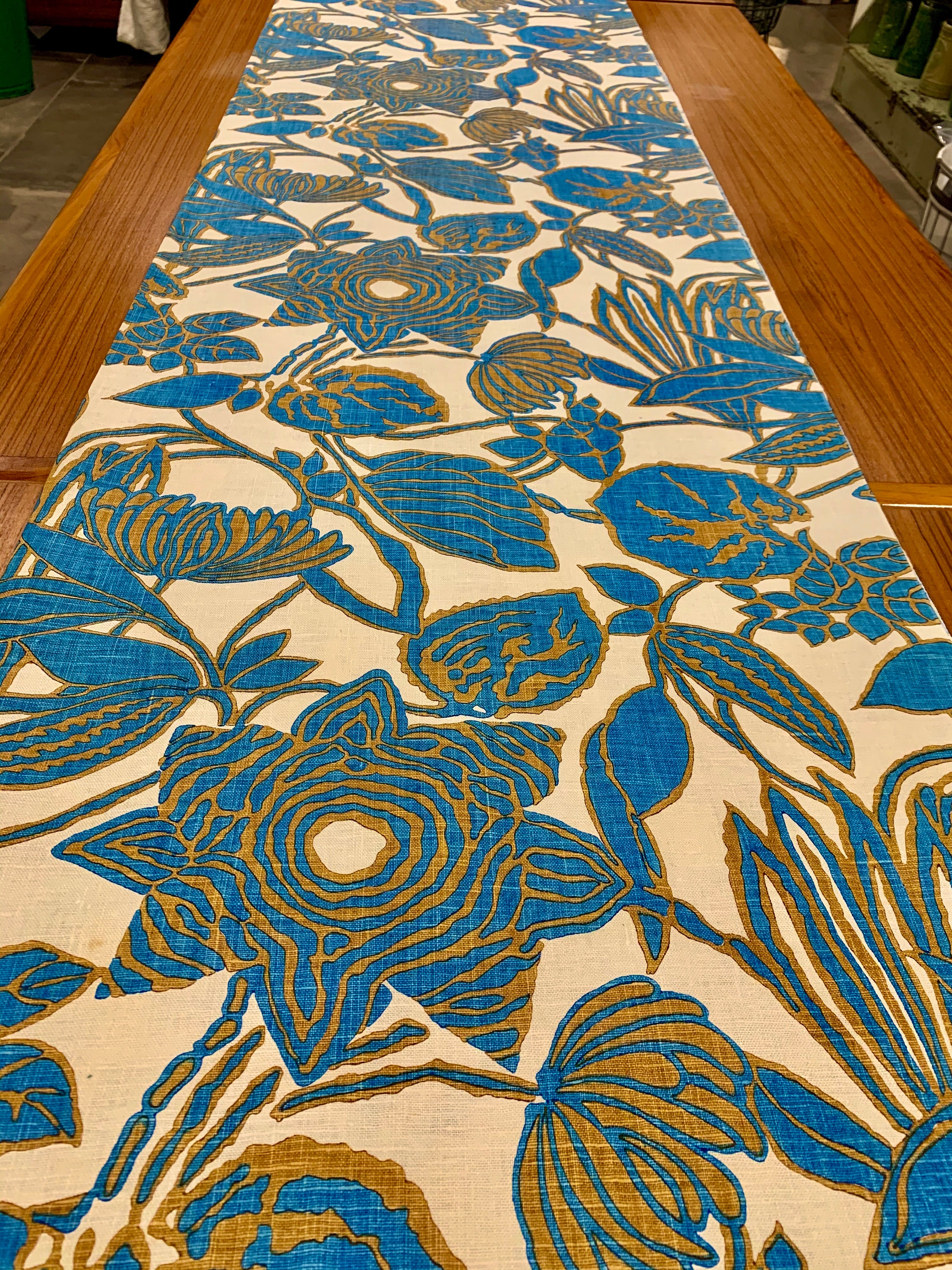 Fab 60s Linen Beach House Broadcloth Fabric/ Boho Chic Floral for