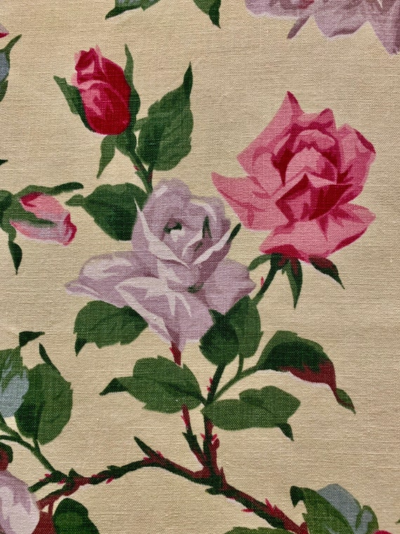 Fab 1940s Floral Broadcloth Fabric/ Hollywood Glam Summer Roses for Upholstery and Home Decor/ 46"W x 47"L