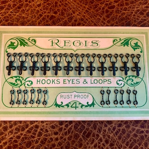 Vintage 1930s Regis Hook and Eye Fasteners/ On Card with Great Graphics/ Sewing Notions and Fiber Art