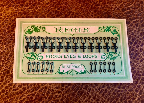 Vintage 1930s Regis Hook and Eye Fasteners/ On Card with Great Graphics/ Sewing Notions and Fiber Art