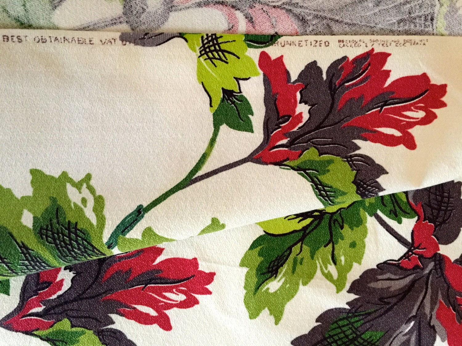 Vintage Barkcloth Fabric// Fabulous 40s Floral// Hollywood Regency