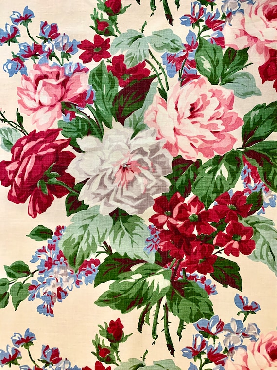 Roses Roses Roses 1940s Cotton Broadcloth Fabric Yardage for Upholstery and Home Decor/ 4 Panels Available