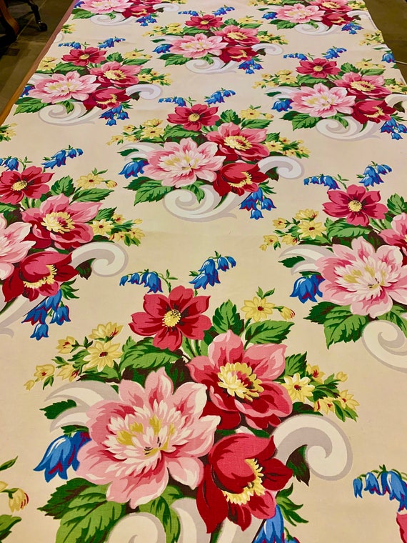 Fab 40s Garden Party Floral Broadcloth Fabric/ Cotton Yardage for Upholstery and Home Decor/ BTY 3 Yards