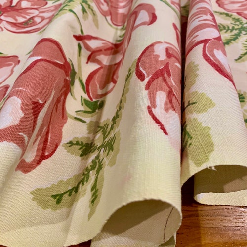Spectacular 60s Hand Printed Floral Barkcloth/ Hawaiian Fabric for Upholstery Drapery and Home Decor/ BTY shops 11 Yards