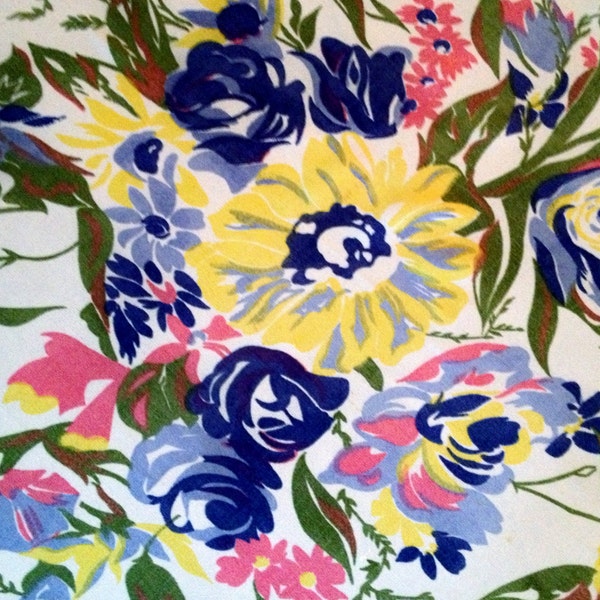 Fabulous Flowers Eames Era Tablecloth