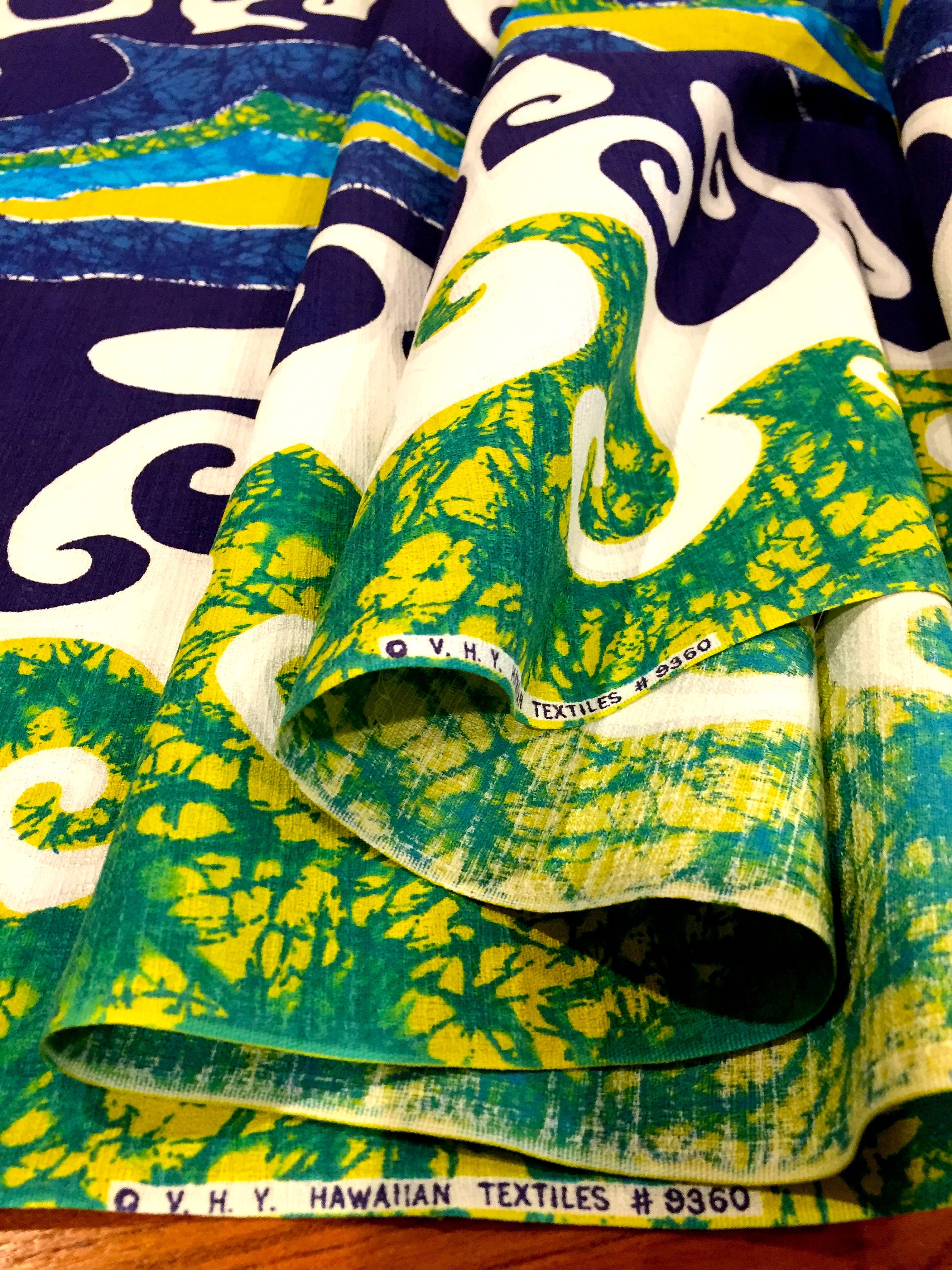 Fab Mid Century VHY Hawaiian Textiles// Mod Psychedelic Batik Tropical