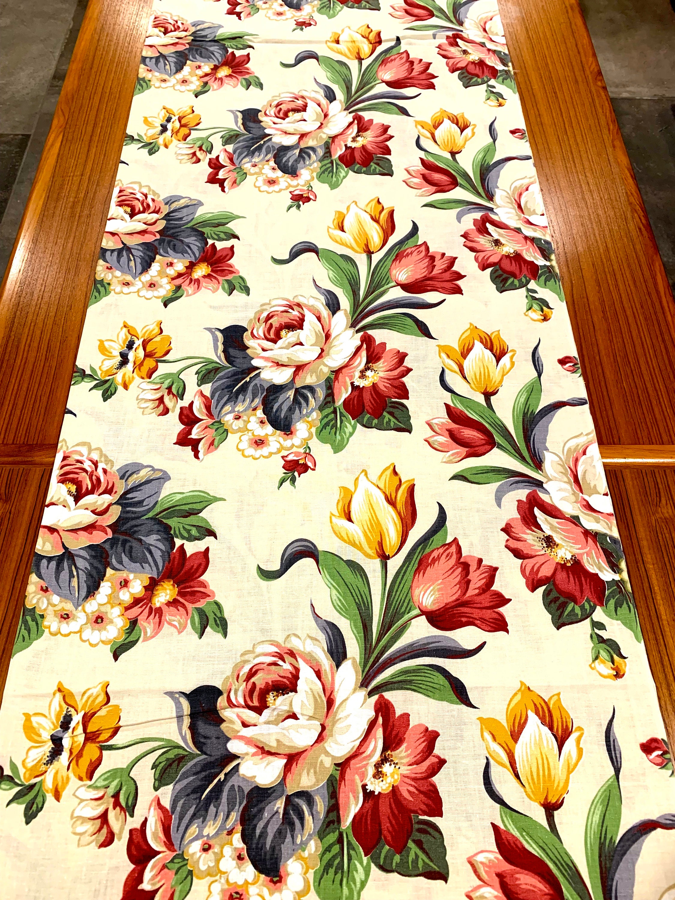 Fab 40s Vintage Broadcloth Fabric with Colorful Flowers/ Hollywood Glam ...