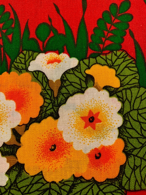 Adorable 1960s Boho Chic Flower Power Fabric/ Cotton Yardage for Upholstery and Home Decor/ 19 Yards Available