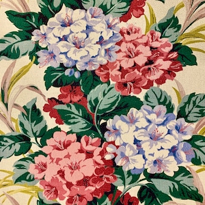 Tissu en tissu écorce Beautiful Blooms des années 1940/ coton shabby chic pour le rembourrage et la décoration intérieure/ 35 l " x 74" l / 2 yards