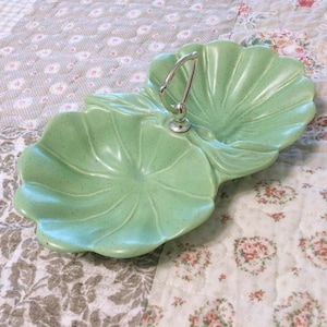 1960's California Pottery, Made in USA, Number R-21-18-B, Green Speckled Pottery, Divided Dish, Free Shipping