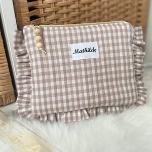 Pochette trousse plate à froufrous, matelassée et doublée coton imprimé vichy écru, personnalisation possible