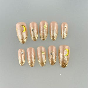Gold 3D Chrome Nails, Gold French Press On Nails, Sun star nails, Pink Nails, Daily nails, Minimalist nail, Gold Wedding Nail, Birthday Nail