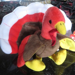 NWT Rare Ty Beanie Babies GOBBLES the Turkey 1996 with PE Pellets