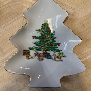 Shibata Fine Bone China Candy Dish Christmas Tree Shape 9&quot;