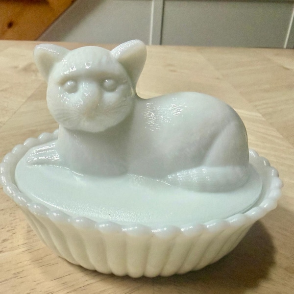 Vintage Westmoreland-schotel met melkglas met kattenbak, Kitty on Nest (HON-stijl)