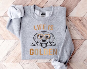 Dog Mom T shirt: Golden Retriever Design - Cozy Casual Wear