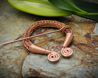 Penannular Brooch - Viking knit with Spirals - medium - Copper - Fibula brooch