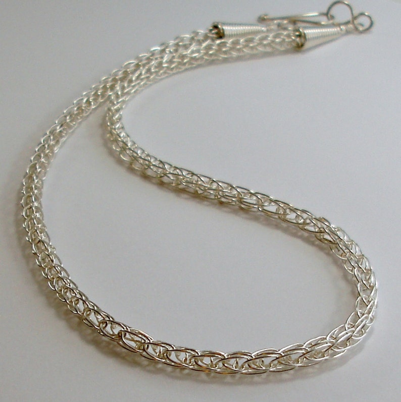 Viking Knit chain Kit includes Drawplate, mandrels, wire and tutorial Wire jewelry chain kit image 3