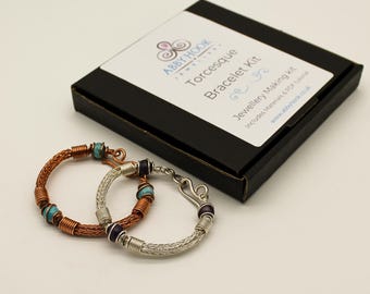 Torcesque Bracelet Materials and Tutorial Kit - Wire jewelry