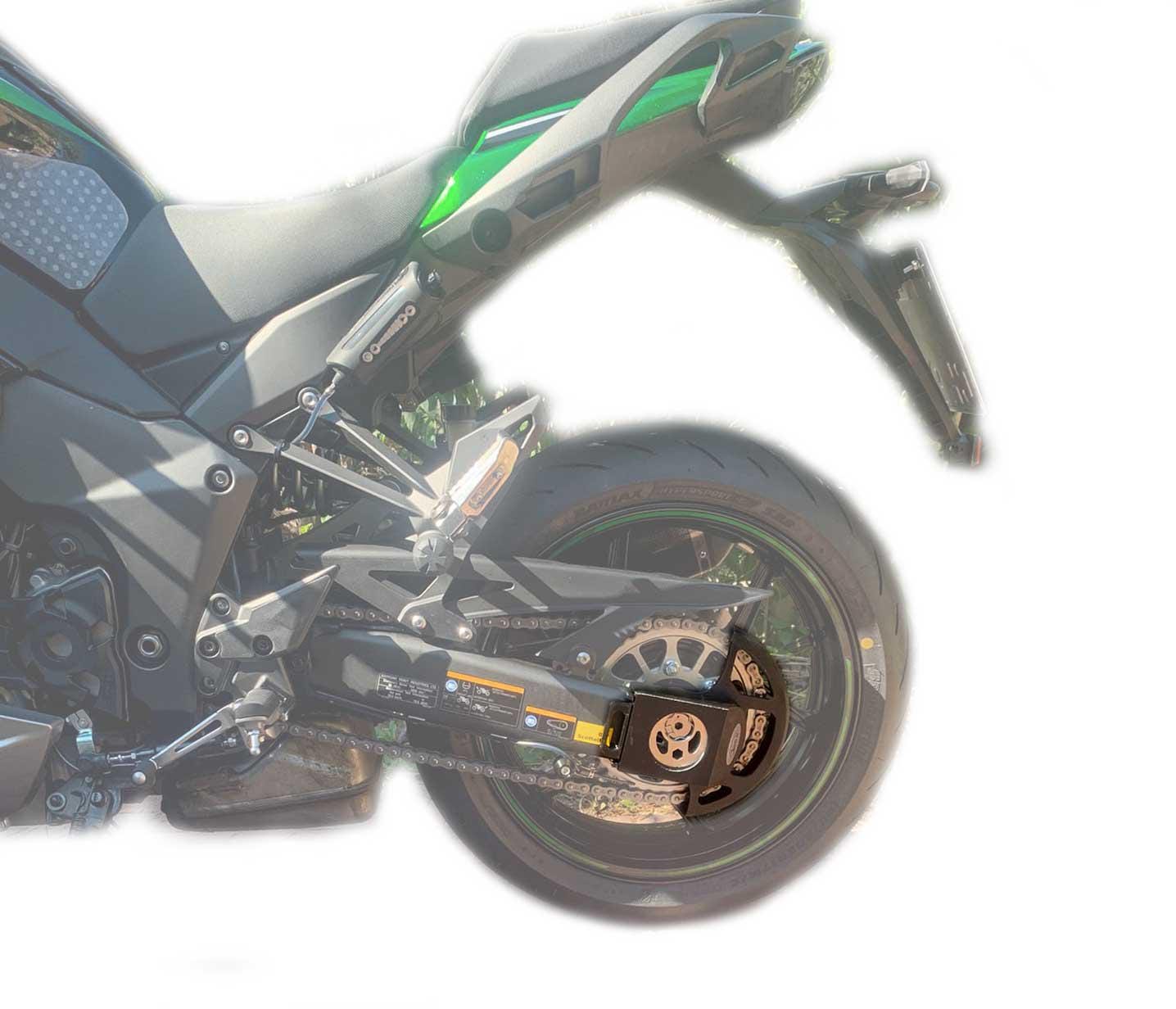 CleandisC chain guard splashguard for Kawasaki Z1000SX