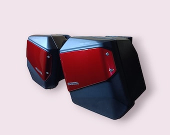 Wall mount for motorcycle cases and top case Honda NT 1100