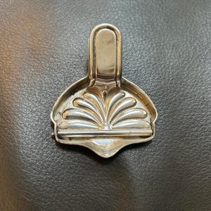 Vintage Metal Citrus Juicer Squeezer
