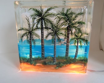 Palmier bloc de verre lumineux ** Palmier, scène tropicale sur bloc lumineux**** peint à la main **
