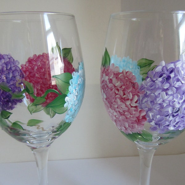 2 Hydrangea Large Wine Glasses * Spring Scene,  Pink, Purple,  Blue Colorful Flowers On Wine Glasses * Hand Painted*You are Buying 2 Glasses
