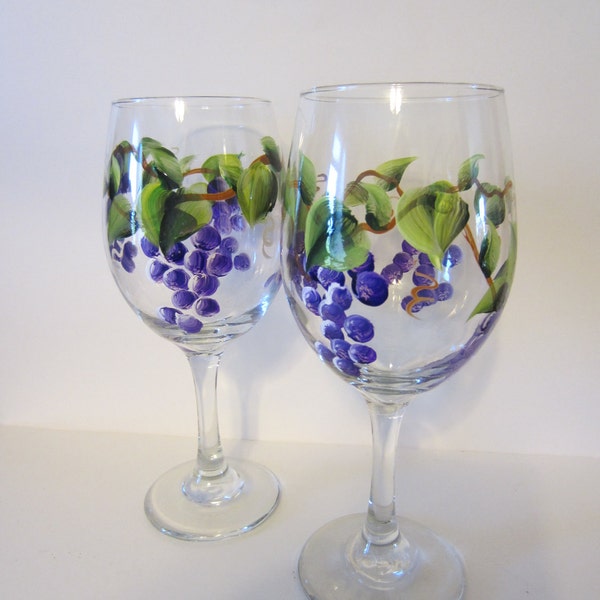 2 Grape Wine Glasses,  Large Hand Painted Glasses **  Purple Grapes on Hand Painted Wine Glasses** You are Buying  2 Glasses