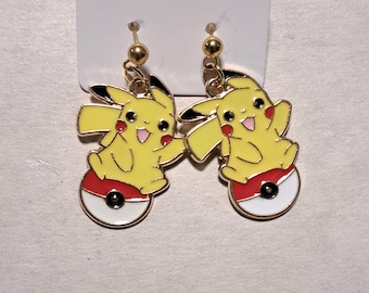 Boucles d'oreilles artisanales Poké Cartoon, clous d'oreilles en acier inoxydable plaqué or