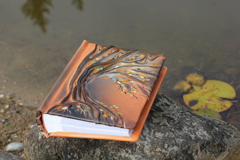 Leather photo album with Tree for 100 photos anniversary birthday gift image 2