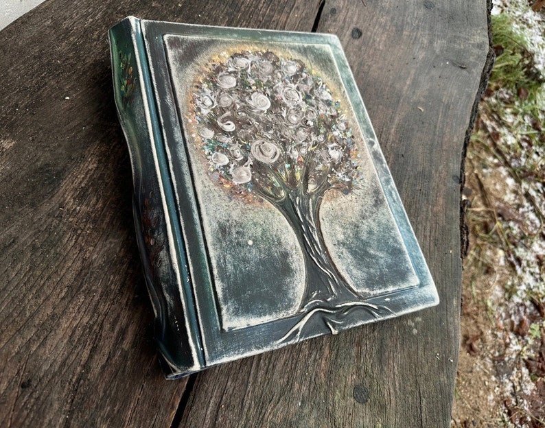 Personalized Leather Anniversary Wedding album 13 x 9 with Tree of Life for 300 photos image 2