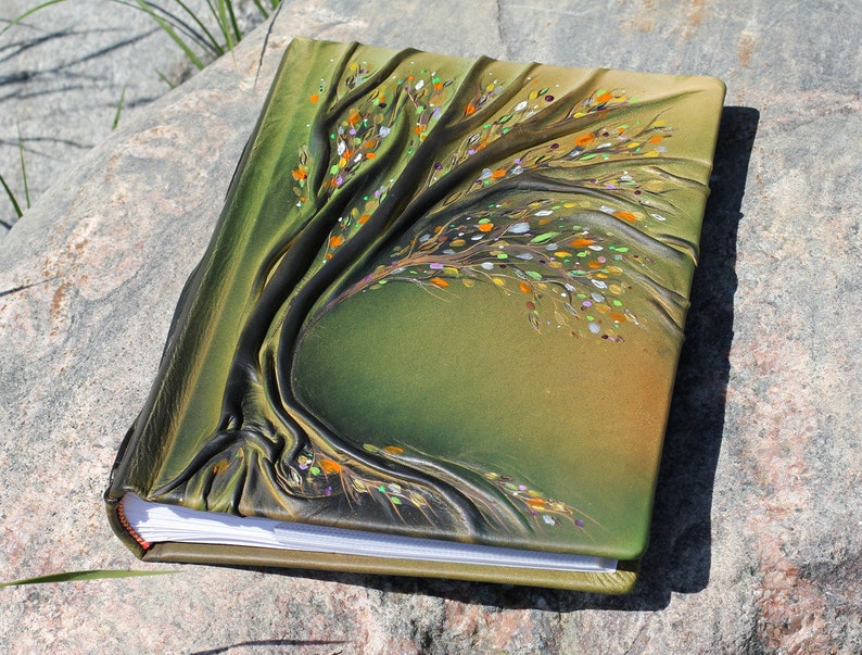 Leather photo album 13x9 with Tree for 300 photos Anniversary gift wedding gift baby shower gift image 3