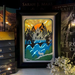 La ville des pins et de la neige Édition LEGACY | Coin livre avec boîte lumineuse | Décoration livresque 3D Shadow Box pour lecteur | Livre cadeau uniqueTok Lover Bibliophile