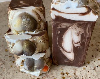 Sandalwood Vanilla Natural Soap - Vegan Handcrafted Cold Process Soap - Unique Premium Quality Heart Themed Soap | Artisan Gift Ideas