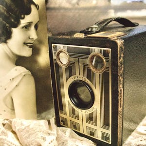 ヴィンテージカメラ ベビールビー（戦前） – 1930年代製 1930s vintage camera - Etsy 日本