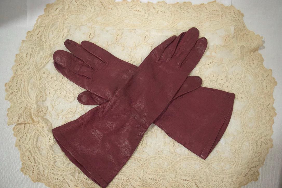Burgundy gloves - Etsy 日本