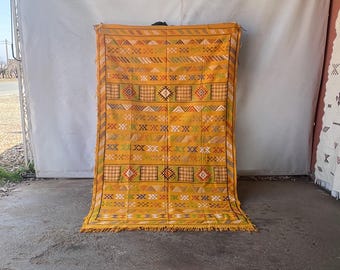 Yellow Cactus Silk Rug, Handwoven Moroccan Kilim Rug, Flatwoven Berber Rug, Moroccan Cactus Silk Rug, Cactus Silk Area Rug, Sabra Rug 9x12ft