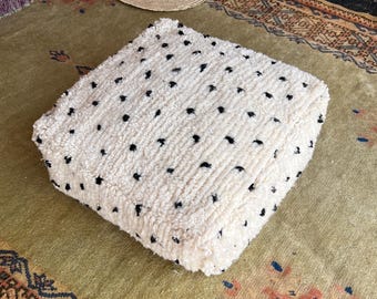 Personalized Dots Pouf, Berber Pouf, Moroccan wool Pouf, Bohemian Pouf, Floor Cushion, Ottoman Pouf for Footrest, Seating, or Accent decor