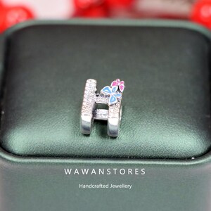 Abalorio de plata de ley compatible con Pandora con letra H y dije de mariposa, joyería DIY para collar, pulsera, idea de regalo personalizada